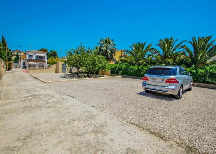 Tere - With Private Swimming Pool In *